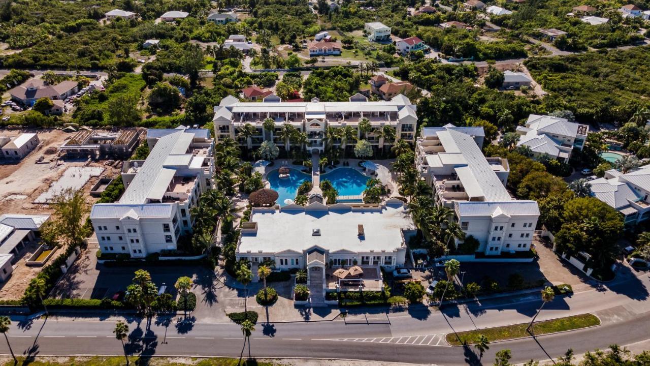 The Atrium Resort Grace Bay Exteriér fotografie